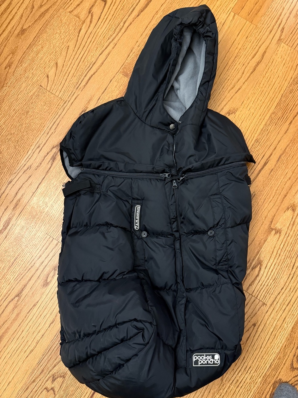 7AM ENFANT Black Puffer poncho